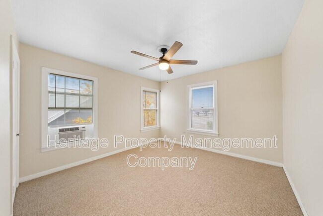 Building Photo - 231 Alexander Hamilton Dr