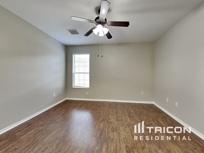 Building Photo - 3542 Oak Brook Ln