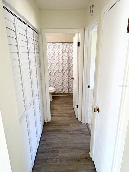 Building Photo - 5389 Mariner Blvd