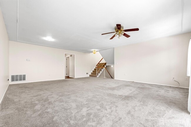 Building Photo - 421 Plymouth Rd