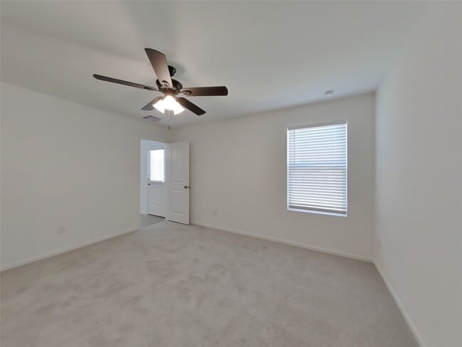 Building Photo - 13023 Shells Ln