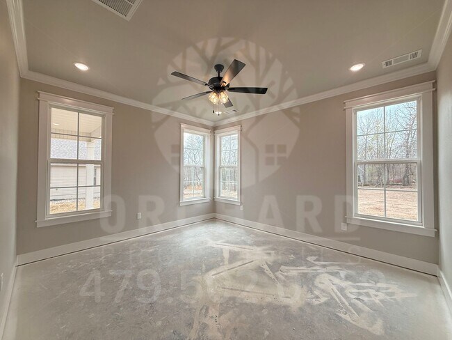 Building Photo - Bella Vista Single-Family Home- 3 Bed/ 2 Bath- Well-Designed Fernley Plan