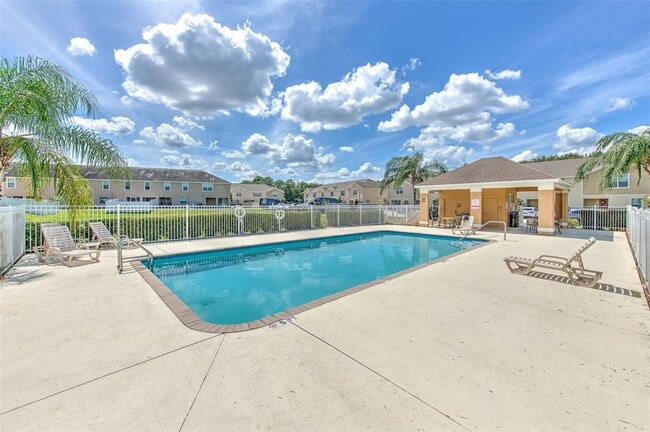 Building Photo - 27528 Desert Willow Way