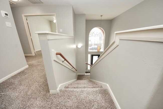 Building Photo - 1802 Whispering Forest Dr