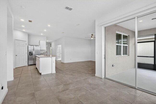 Building Photo - 10552 SW Toren Wy