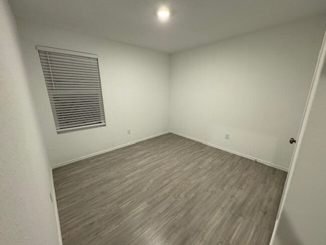 Building Photo - 7010 Solar Rdg