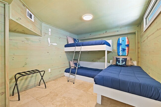 Building Photo - 3822 Concho Key