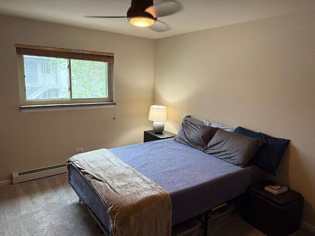 Building Photo - July Availability! Wonderful 1 Bed Condo i...