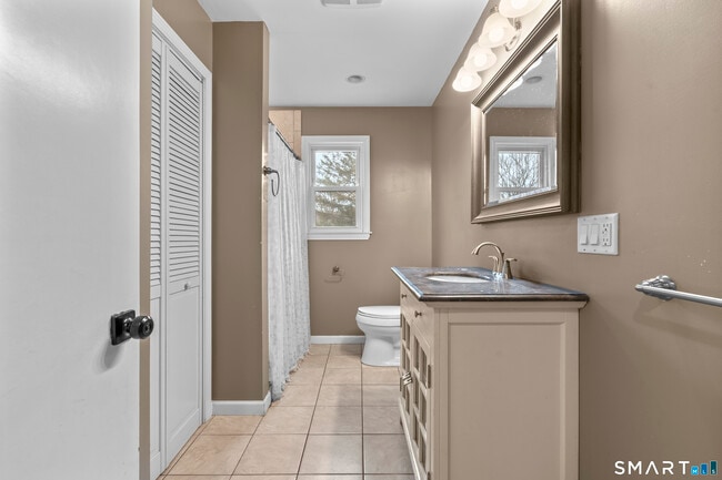 Building Photo - 91 Benz St