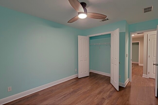 Building Photo - 8882 White Ibis Way