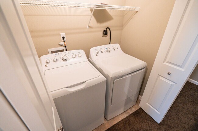 Building Photo - 3/3 Condo in Mission Overlook-MOVE IN SPEC...