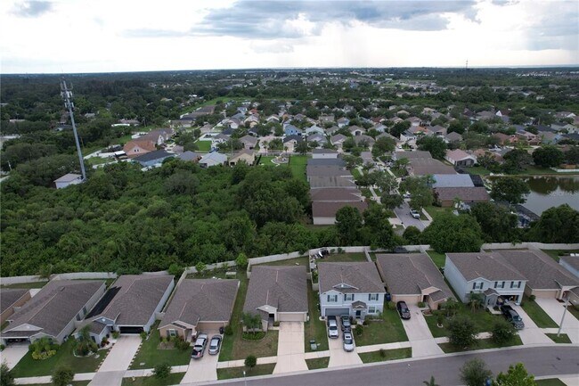 Building Photo - 1740 Broad Winged Hawk Dr