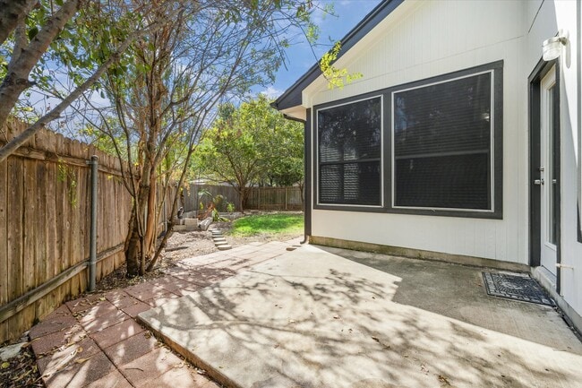 Building Photo - 16822 Tortoise St