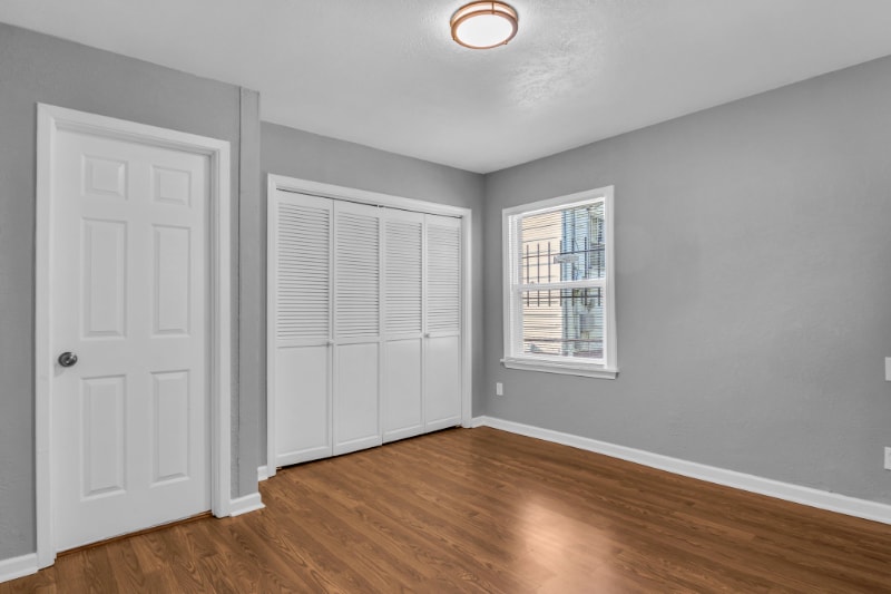 Building Photo - 4139 Monroe Ave