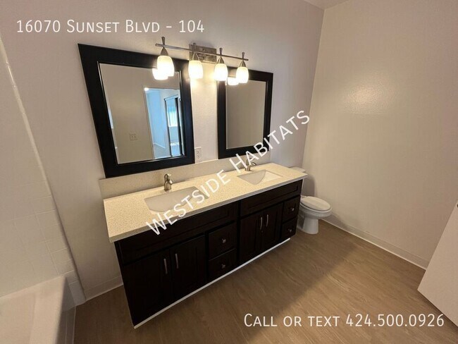 Building Photo - 16070 Sunset Blvd