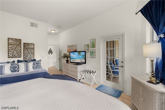 Building Photo - 9050 Las Maderas Dr