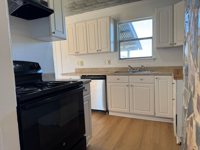 Building Photo - 1029 Vly Frg Dr