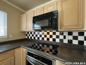 Building Photo - 35 Braches Park