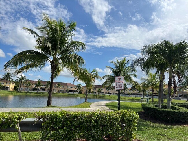 Building Photo - 7109 SW 166th Pl