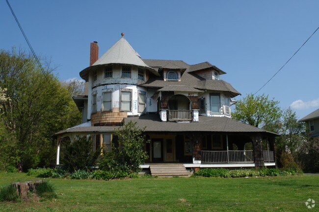 Primary Photo - 133 Morris Ave