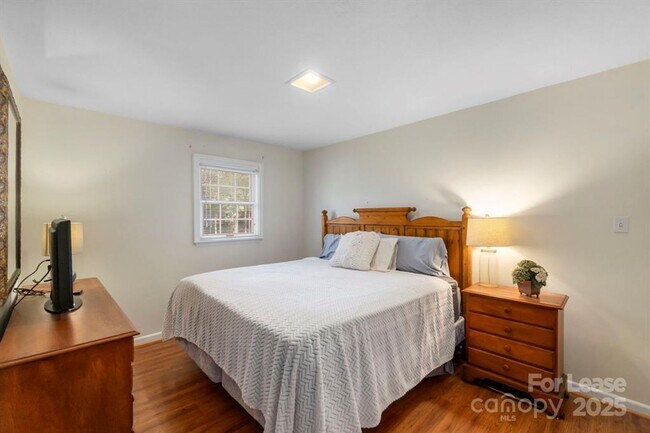 Building Photo - 4 Bedroom 2.5 Bath Home In Conover! Tours available starting March 1st!