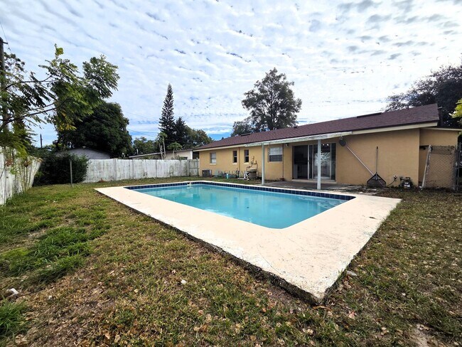 Building Photo - 3-Bed, 2-Bath Home with Private pool with included maintenance