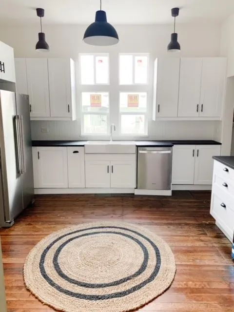 Building Photo - "Charming 3-Bed, 2-Bath Retreat with 1,333...