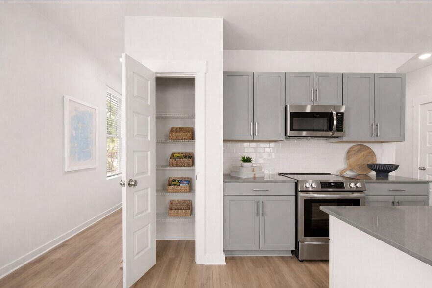 Building Photo - 1672 Manuka Ln