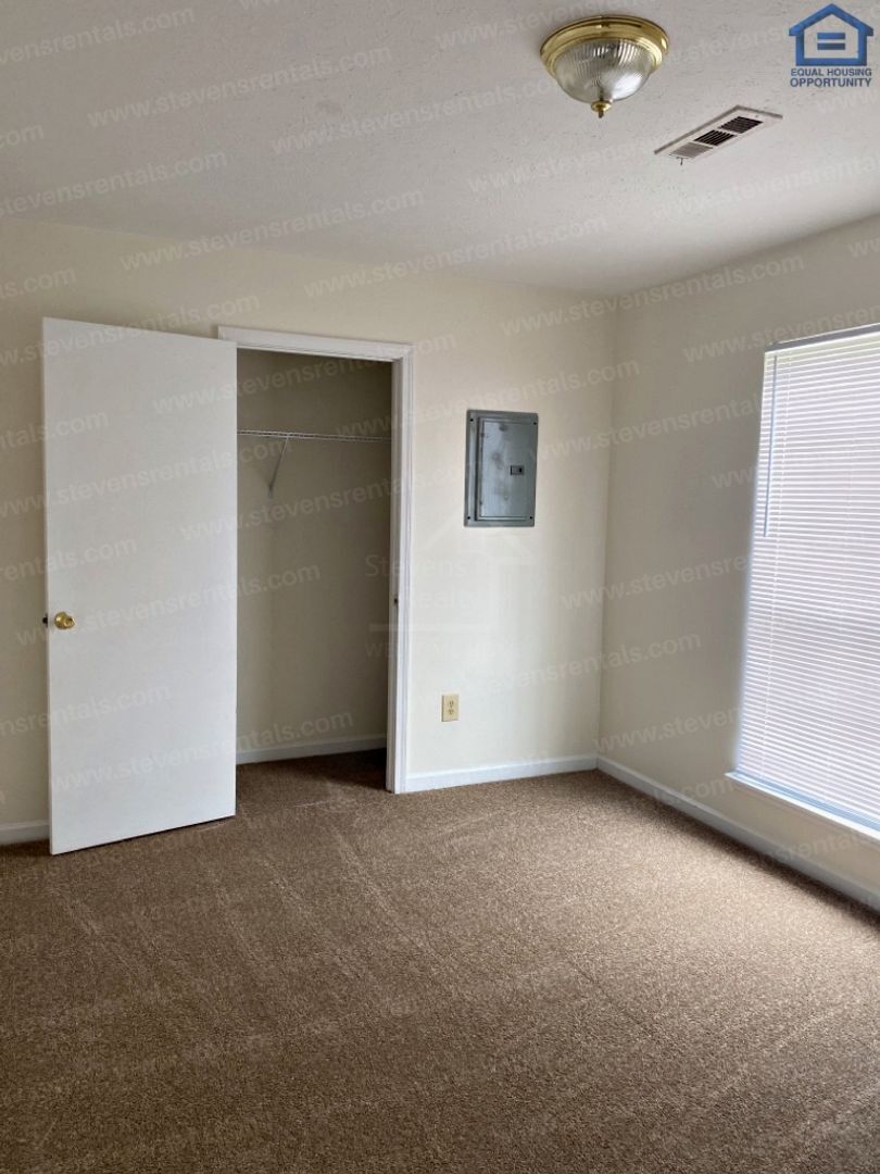 Building Photo - 166 Dogwood Pointe Dr