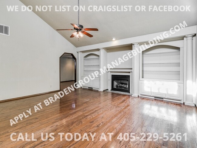 Building Photo - 3837 Sunward Cir