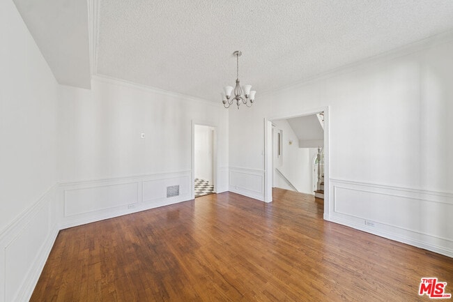 Building Photo - 1284 S Beverly Glen Blvd