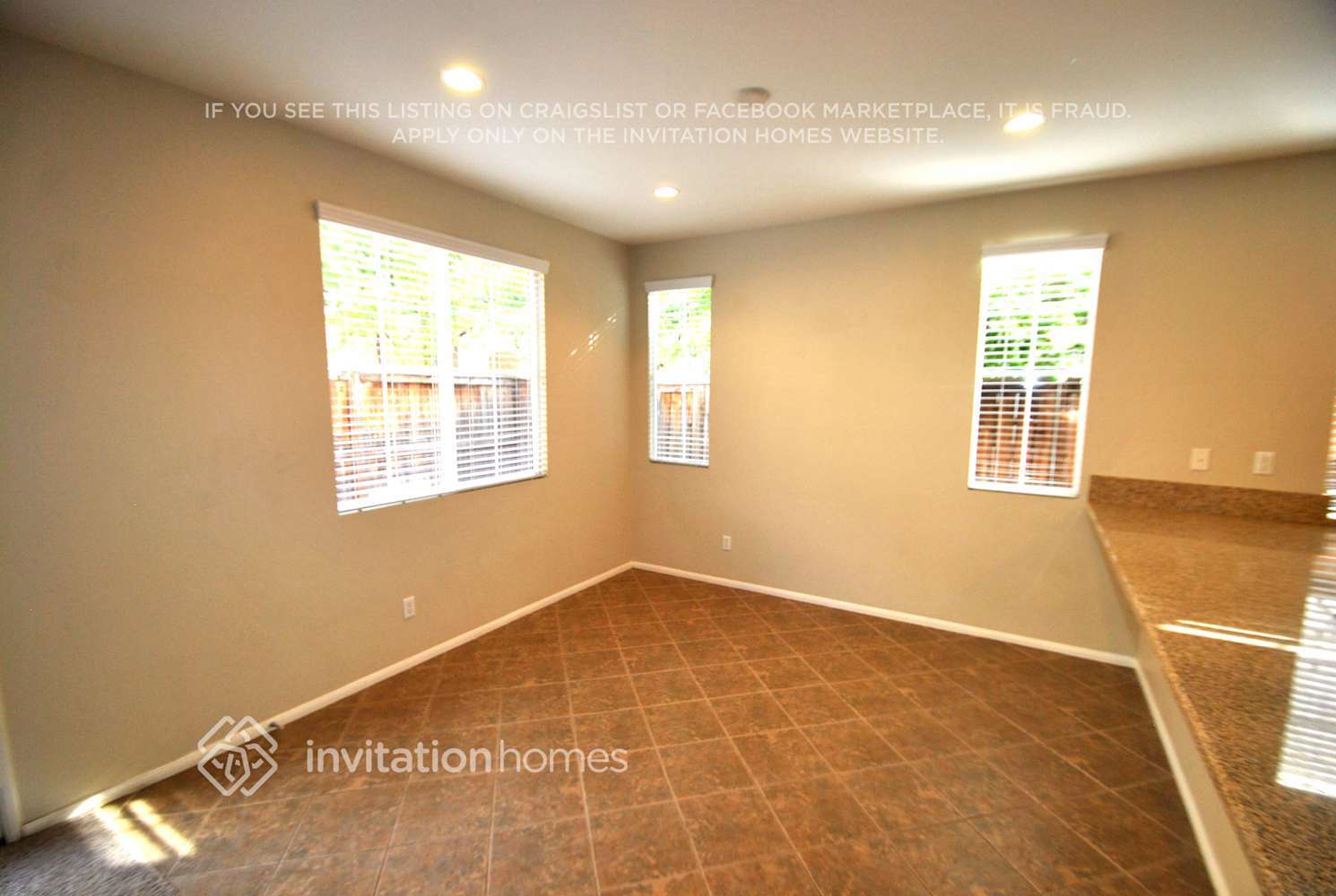 Building Photo - 45788 Klamath Ct