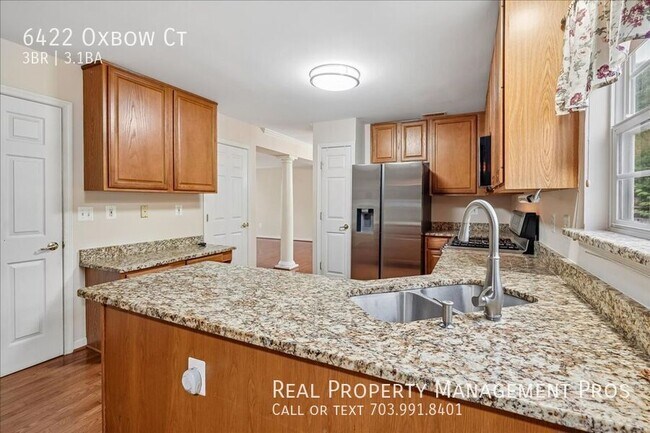 Building Photo - 6422 Oxbow Ct