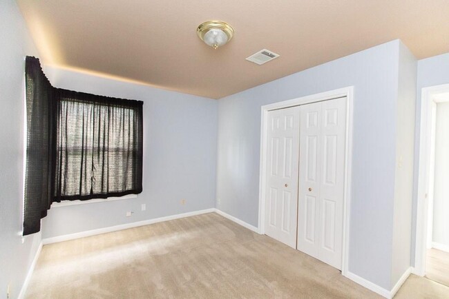 Building Photo - 4619 Raintree Blvd