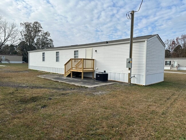 Building Photo - 1012 10th St