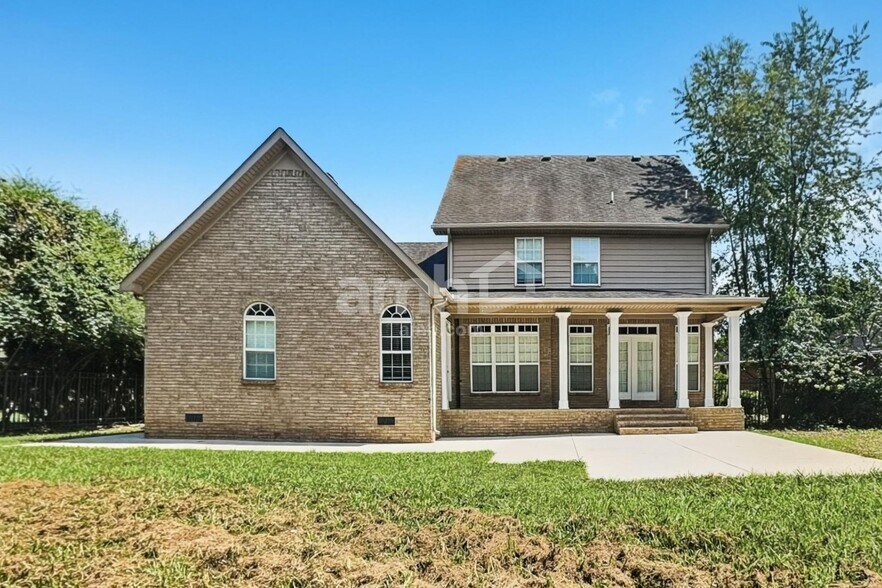 Building Photo - 3024 Silver Springs Ct