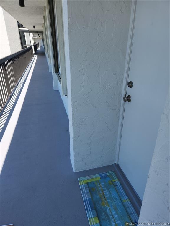 Building Photo - 10680 S Ocean Dr