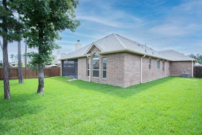 Building Photo - 14014 Sand Ridge Crossing