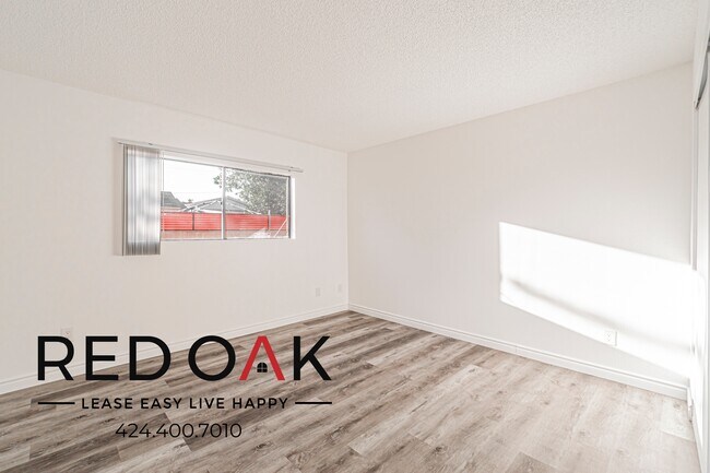 Building Photo - 11134 Arminta St