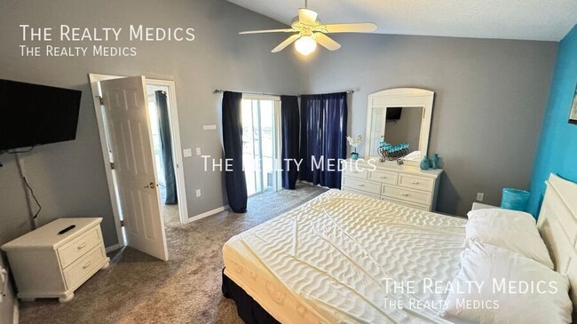 Building Photo - 4802 Cumbrian Lakes Dr