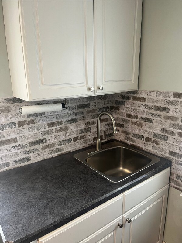 Building Photo - 116 Faneuil St