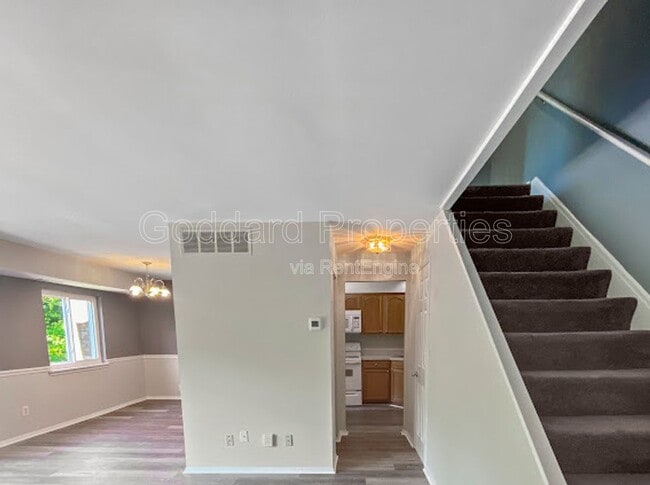 Building Photo - 479 Moores Mill Rd