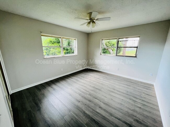 Building Photo - 3421 Tricon Ln