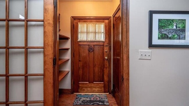 Building Photo - 1205 Miller Ave