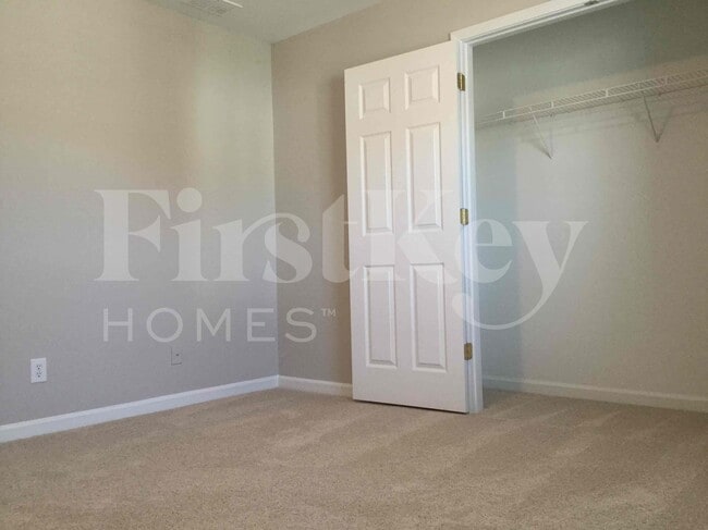 Building Photo - 1020 Brook Valley Run