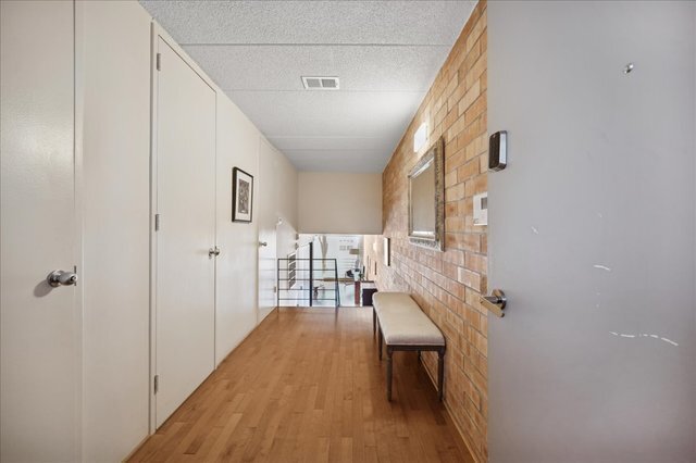 Building Photo - 630 Vernon Ave