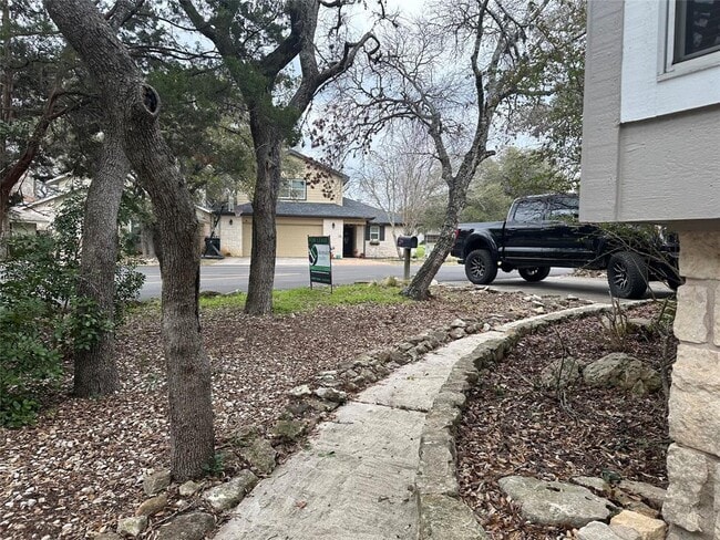 Building Photo - 27 Par View Dr