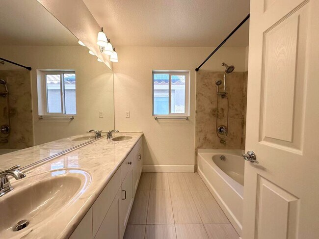 Building Photo - 8191 Dover Canyon Ct