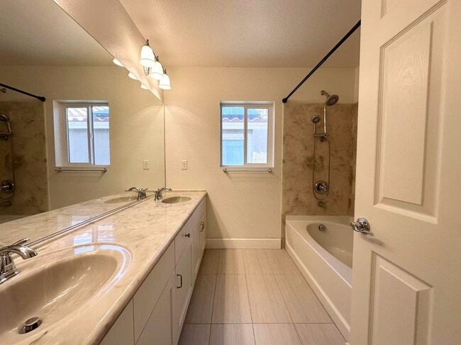 Building Photo - A beautiful 2 stories 5 Bedroom Home in a Highly Desired Location
