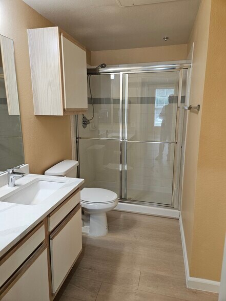 Building Photo - 7442 S Quail Cir